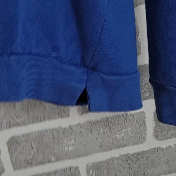 Disney Embroidered Whole Gang Crew Neck Sweatshirt Blue Youth Size L - Picture 5 of 7